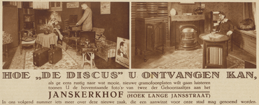 717320 Fotoadvertentie van De Discus , Muziekhandel, Janskerkhof 25 (hoek Lange Janstraat) te Utrecht, met twee ...